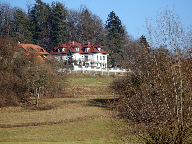 DSC04077.JPG